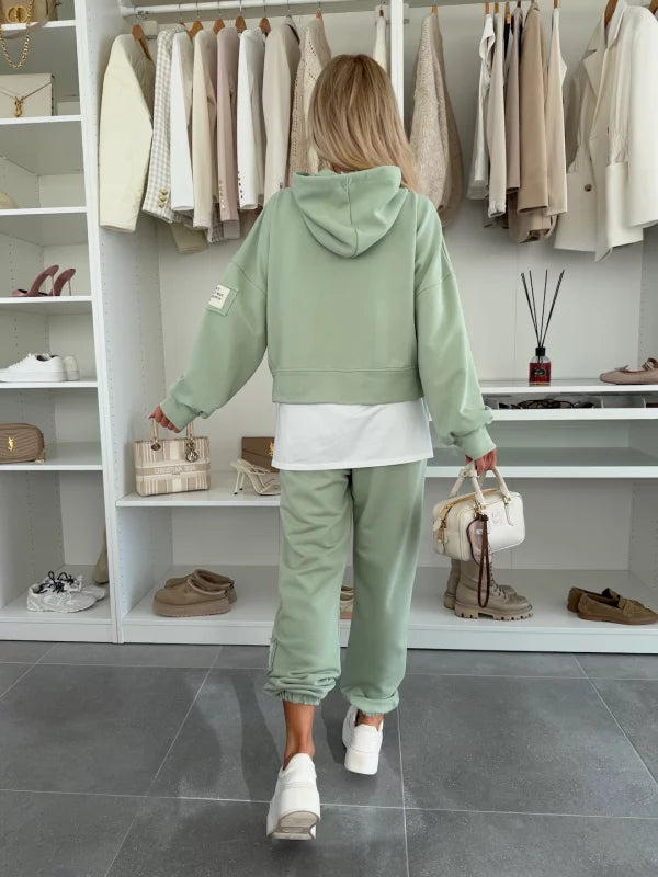 Kényelmes, kétrészes pamut öltöny