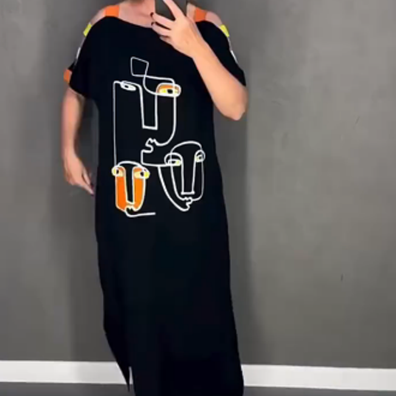 đDivatos nĆi rövid ujjĂș ruha mintĂĄval