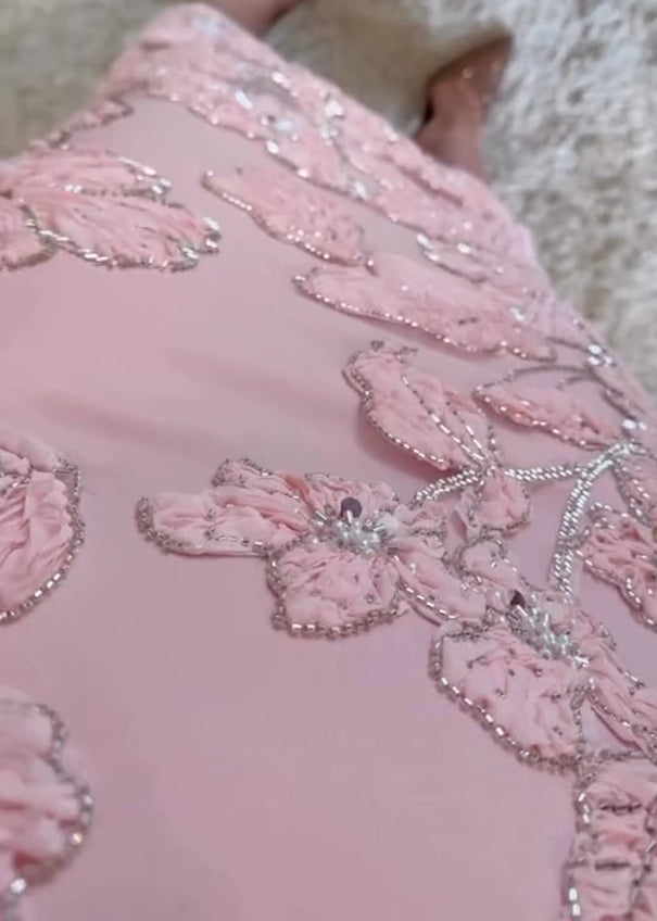 Nyári elegáns női hímzett, strasszos virágmintás ruha