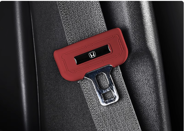 Védőhuzat az autó biztonsági övének csatjához🎉2 db🎉