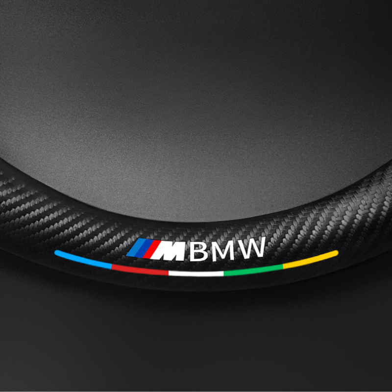 TrackVibe | Fekete karbon velúr kormánykerék borítás – Csúszásgátló és kopásálló