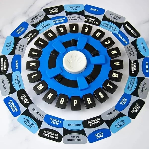 Szójáték | Gyors társasjáték az egész családnak | Oktatójáték, amely minden korosztály számára tökéletes