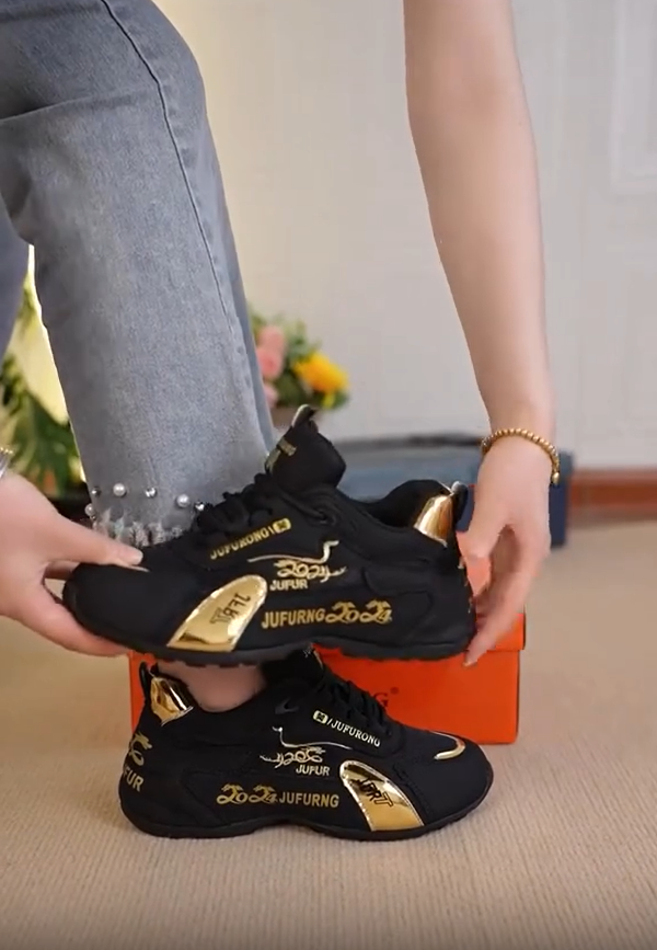 Divatos női mindennapi kényelmes sportcipők, amelyek növelik a magasságot