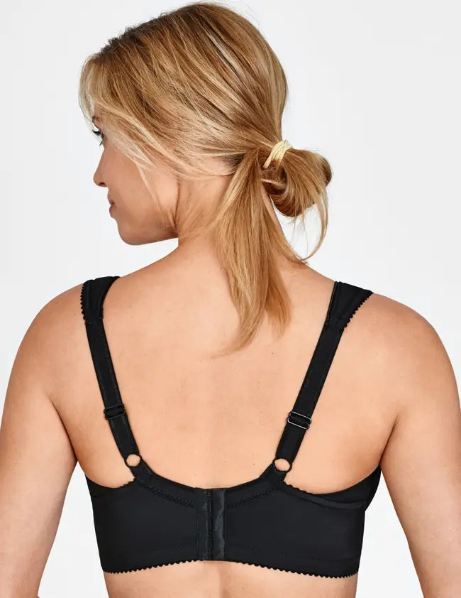 Triumph - (3 db-os) Egyszerű, teljes kosaras push-up melltartó