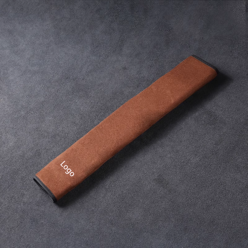 Selyemleather biztonsági övhuzat - nyakvédelemmel és logós opcióval