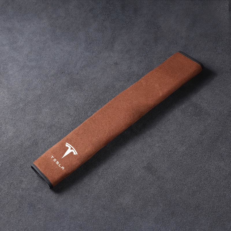 Selyemleather biztonsági övhuzat - nyakvédelemmel és logós opcióval