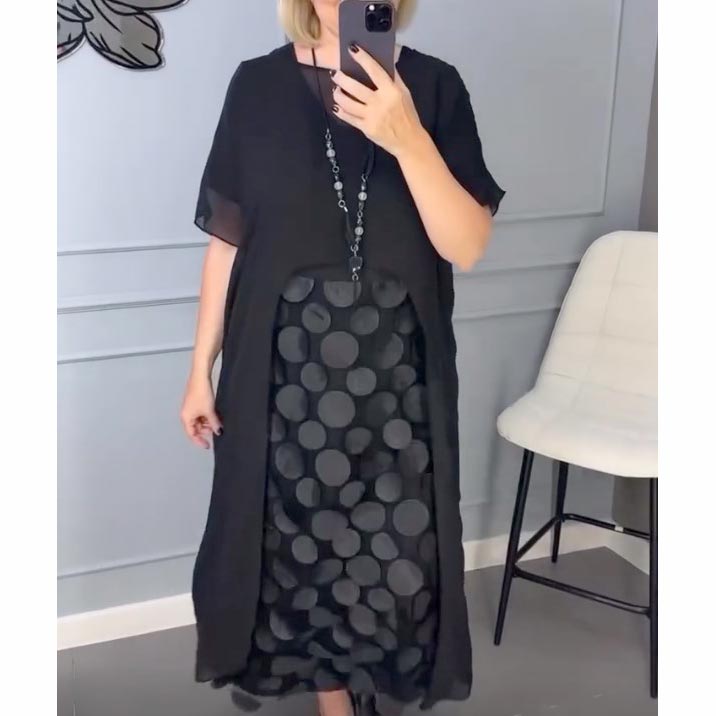 Elegáns, V-nyakú, fekete női ruha, szabálytalan zakóval, kétrészes szett