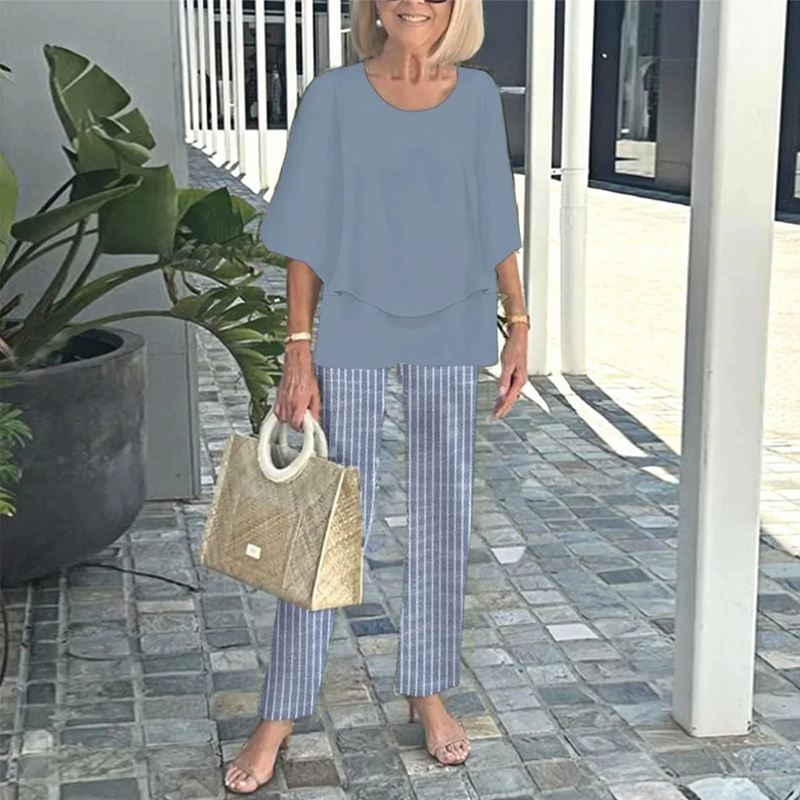 💐Mintás Nadrág és Kerek Nyakú Felső Szett