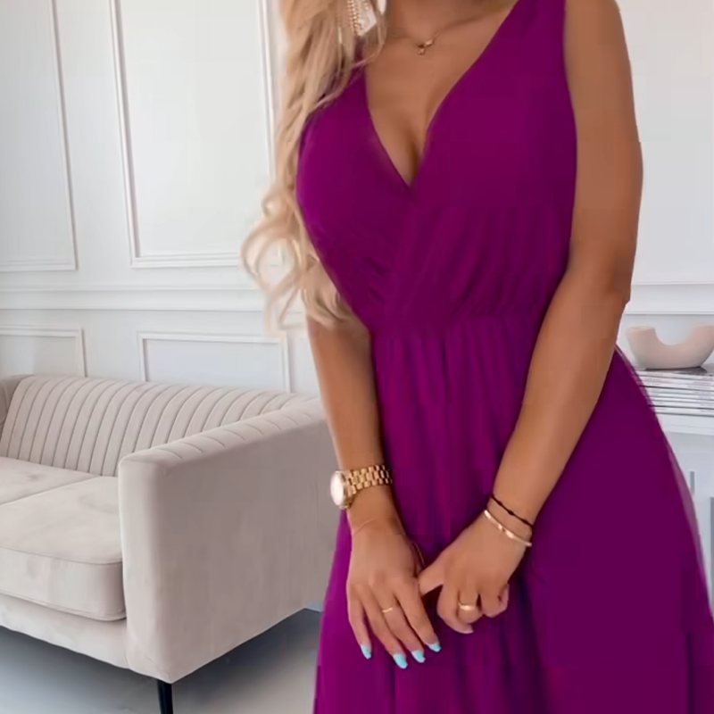 Ujjatlan, V-nyakú sifon ruha