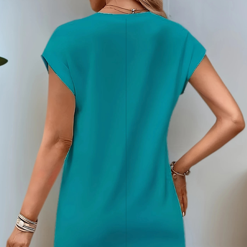 Egyszínű, kerek nyakú, karcsúsító, A-vonalú ruha