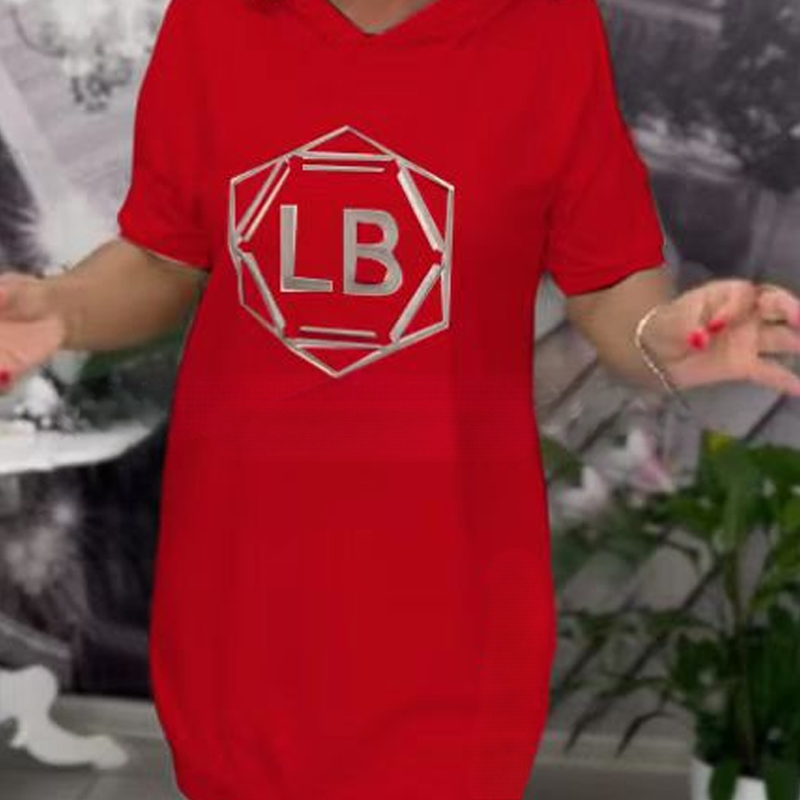 Túlméretezett pulóver betűmintával